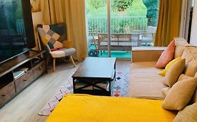 Appartement Entier Vue Degagee Avec Parking